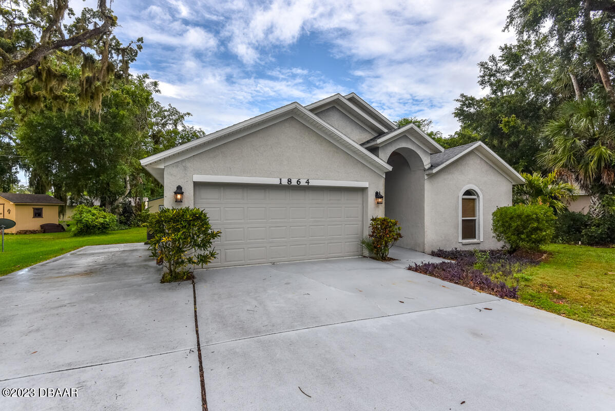 1864 Orange Tree Drive Edgewater, FL 32141 - Photo 4 of 62 DSC_0597