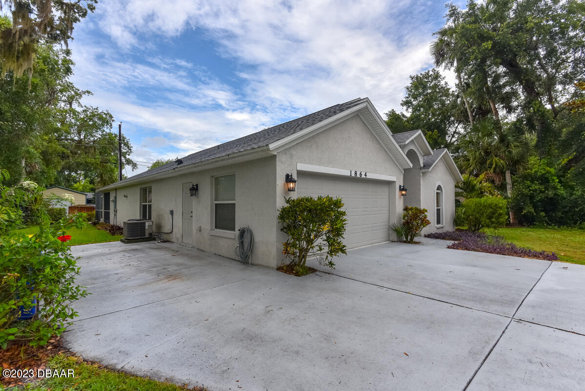 1864 Orange Tree Drive Edgewater, FL 32141 - Photo 5 of 62 DSC_0598