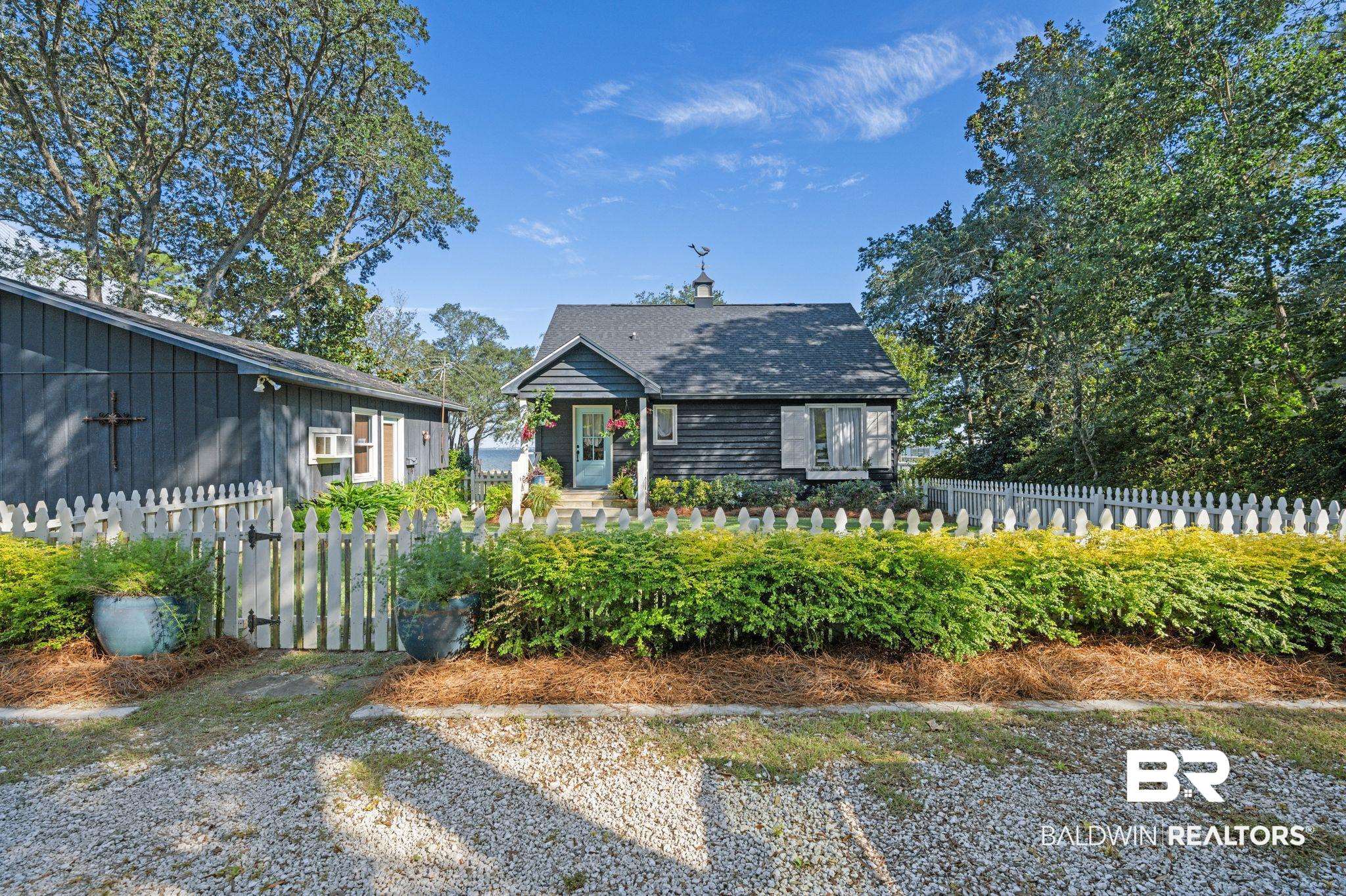 7646 Spring Branch Road Elberta, AL 36530 - Photo 57 of 85 View of bungalow-style house