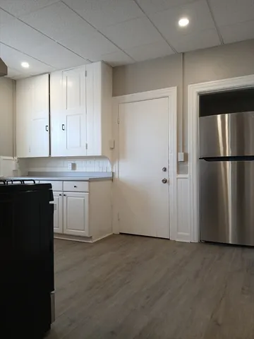 $2,800 | 1 Wheeler Avenue, Unit 2, Cranston, RI 02905