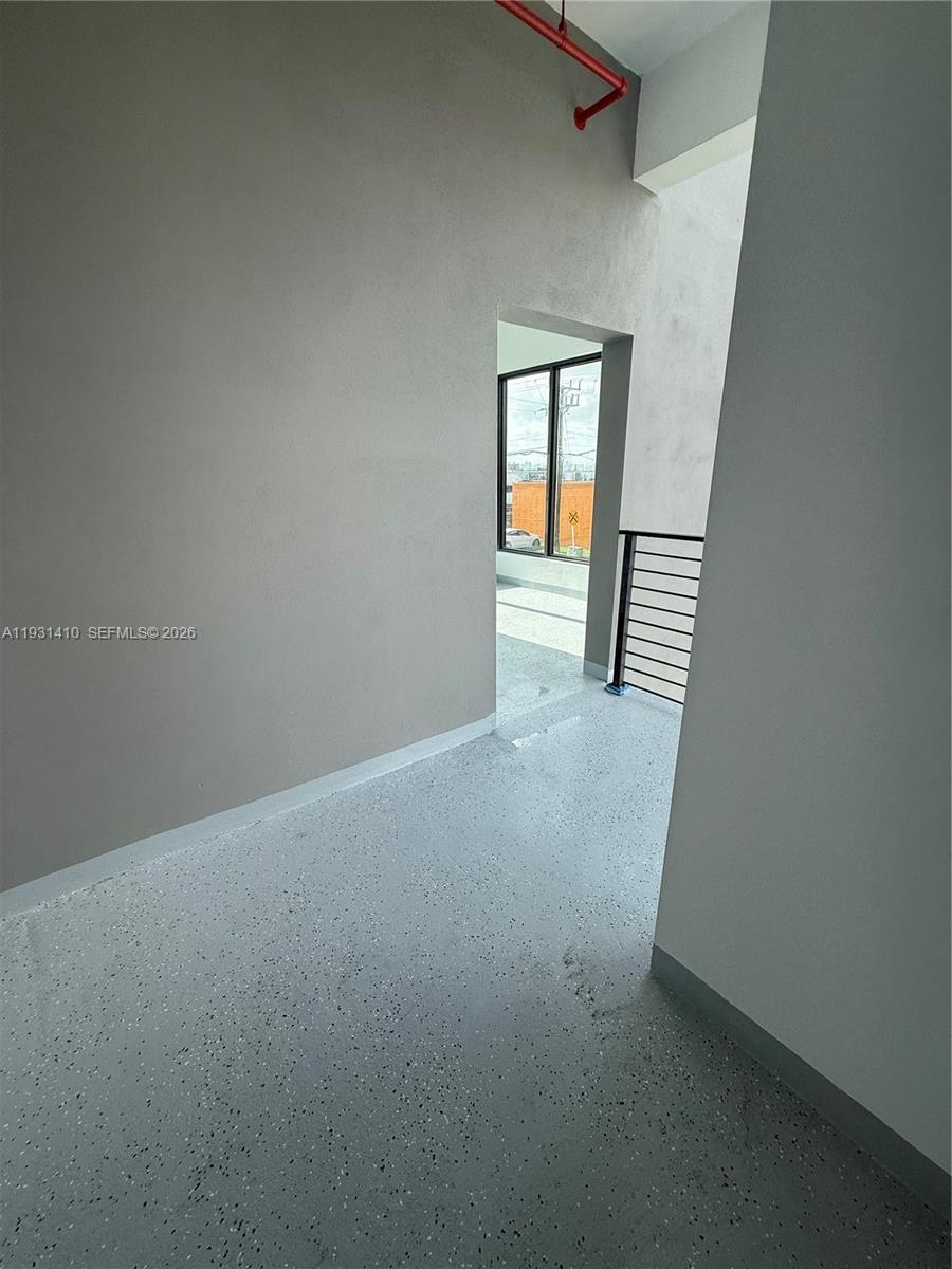 1091 East 17th Street, Unit 301 Hialeah, FL 33010 - Photo 19 of 21