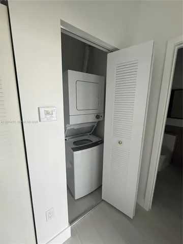$2,400 | 1091 East 17th Street, Unit 301, Hialeah, FL 33010