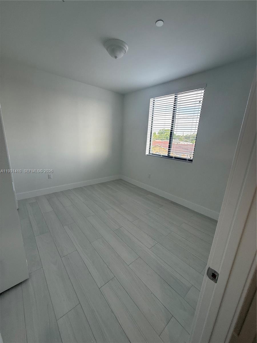 1091 East 17th Street, Unit 301 Hialeah, FL 33010 - Photo 8 of 21