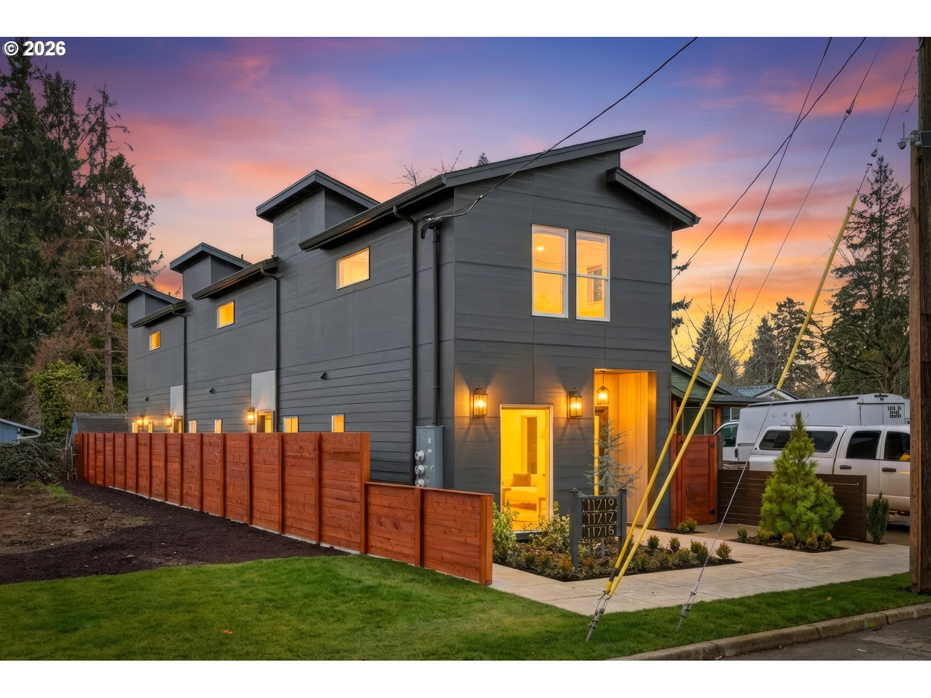 11717 Southeast Ash Street Portland, OR 97216 - Photo 2 of 48