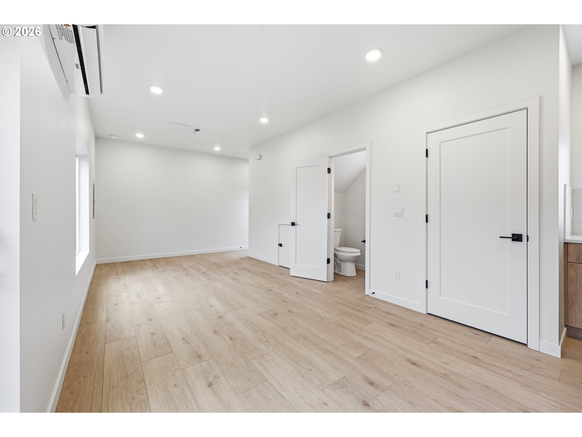 11717 Southeast Ash Street Portland, OR 97216 - Photo 33 of 48