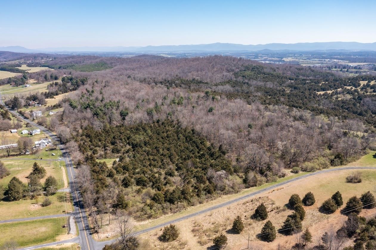 4-crown Ridge Berry Farm Road Verona, VA 24482 - Photo 38 of 39 a view of a mountain