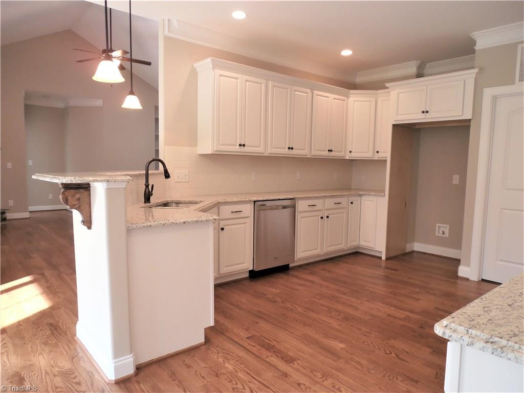 614 Kapstone Crossing Lexington, NC 27295 - Photo 6 of 20 Gallery Image 6