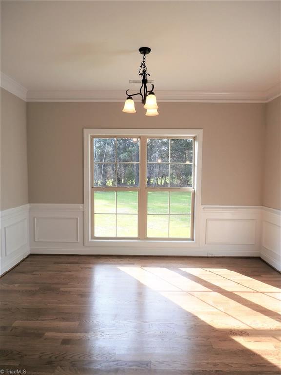 614 Kapstone Crossing Lexington, NC 27295 - Photo 9 of 20 Breakfast