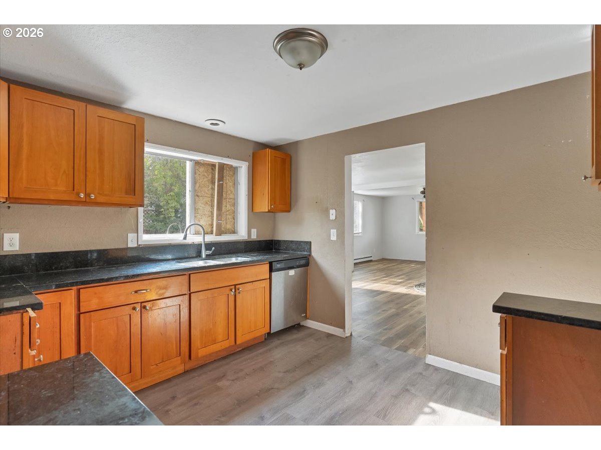 289 South 3rd Street Lebanon, OR 97355 - Photo 18 of 31