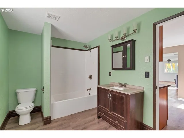 $270,000 | 289 South 3rd Street, Lebanon, OR 97355