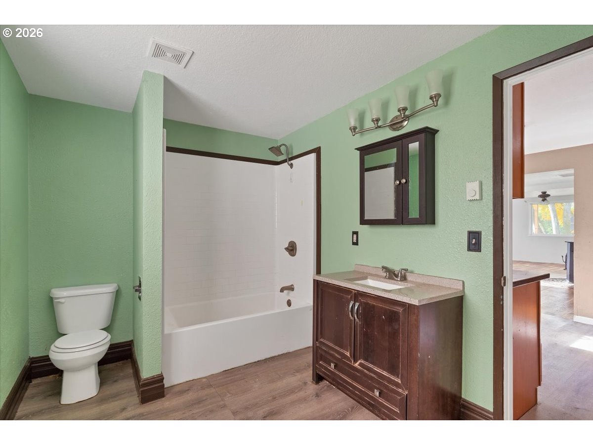 289 South 3rd Street Lebanon, OR 97355 - Photo 19 of 31