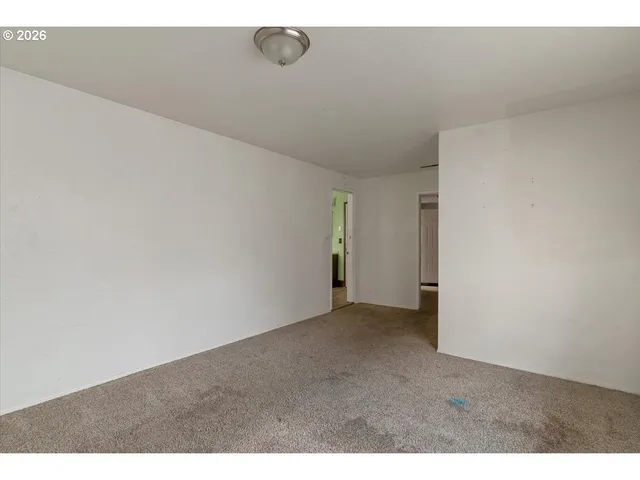 $270,000 | 289 South 3rd Street, Lebanon, OR 97355