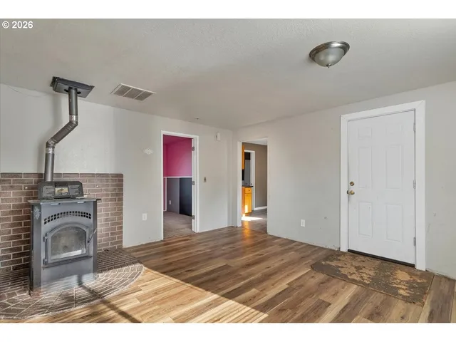 $270,000 | 289 South 3rd Street, Lebanon, OR 97355