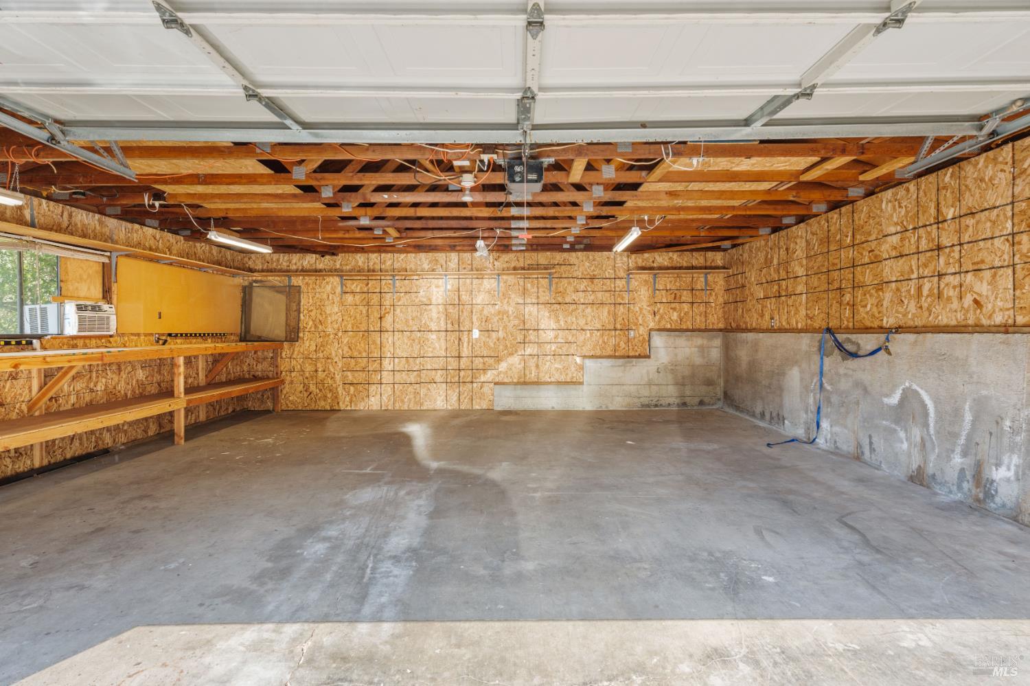 888 Watson Road Ukiah, CA 95482 - Photo 33 of 39 a view of a garage