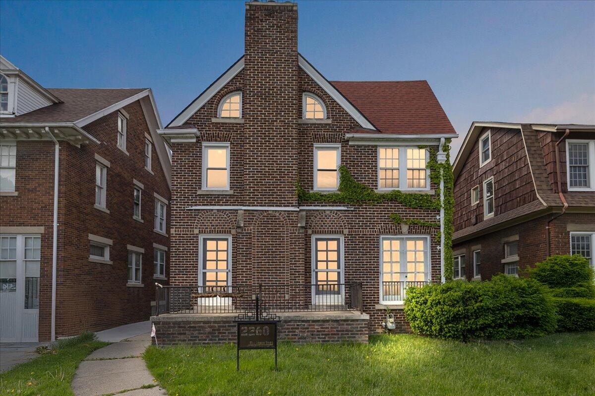 2260 Atkinson Street Detroit, MI 48206 - Photo 2 of 43 01-2260 Atkinson St-1