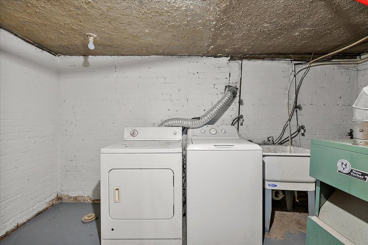 2260 Atkinson Street Detroit, MI 48206 - Photo 42 of 43 56-2260 Atkinson St-56