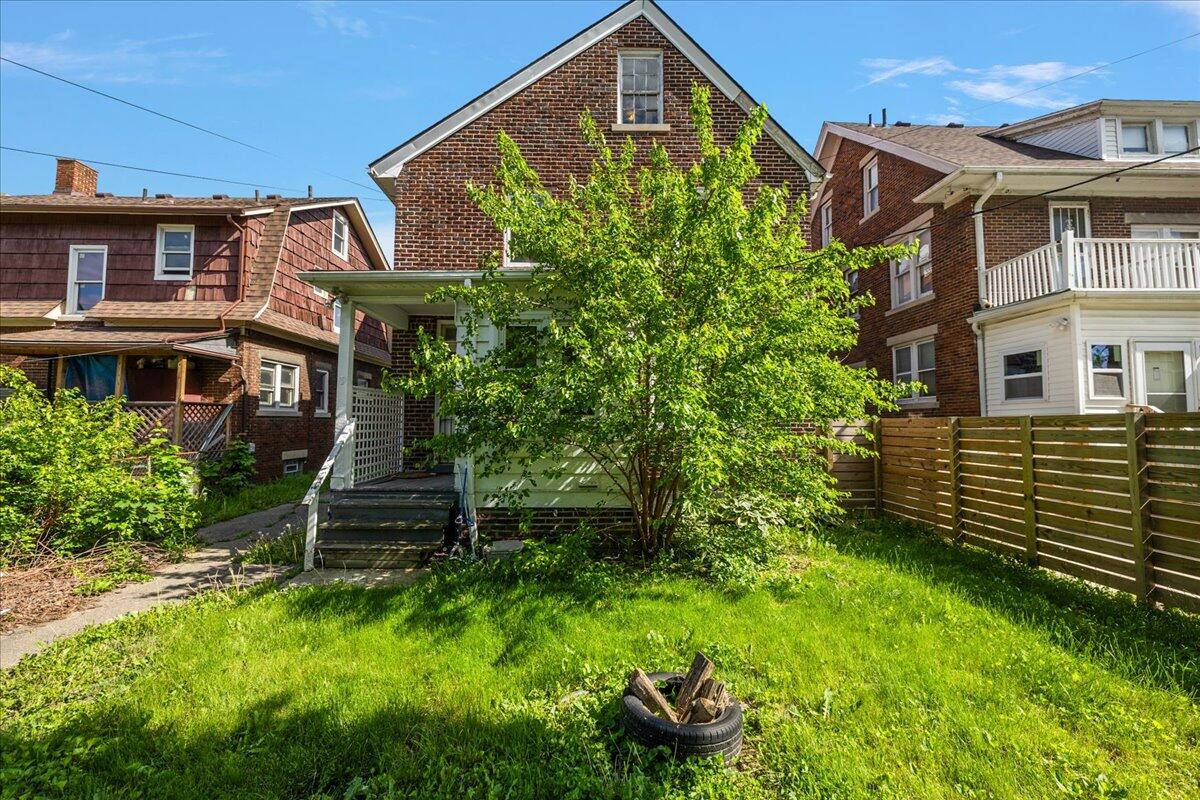 2260 Atkinson Street Detroit, MI 48206 - Photo 43 of 43 10-2260 Atkinson St-10