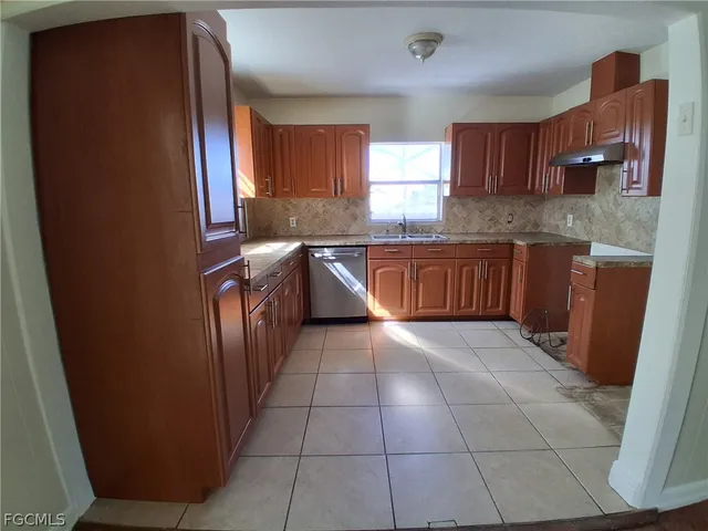 $260,000 | 400 East Sagamore Avenue, Clewiston, FL 33440