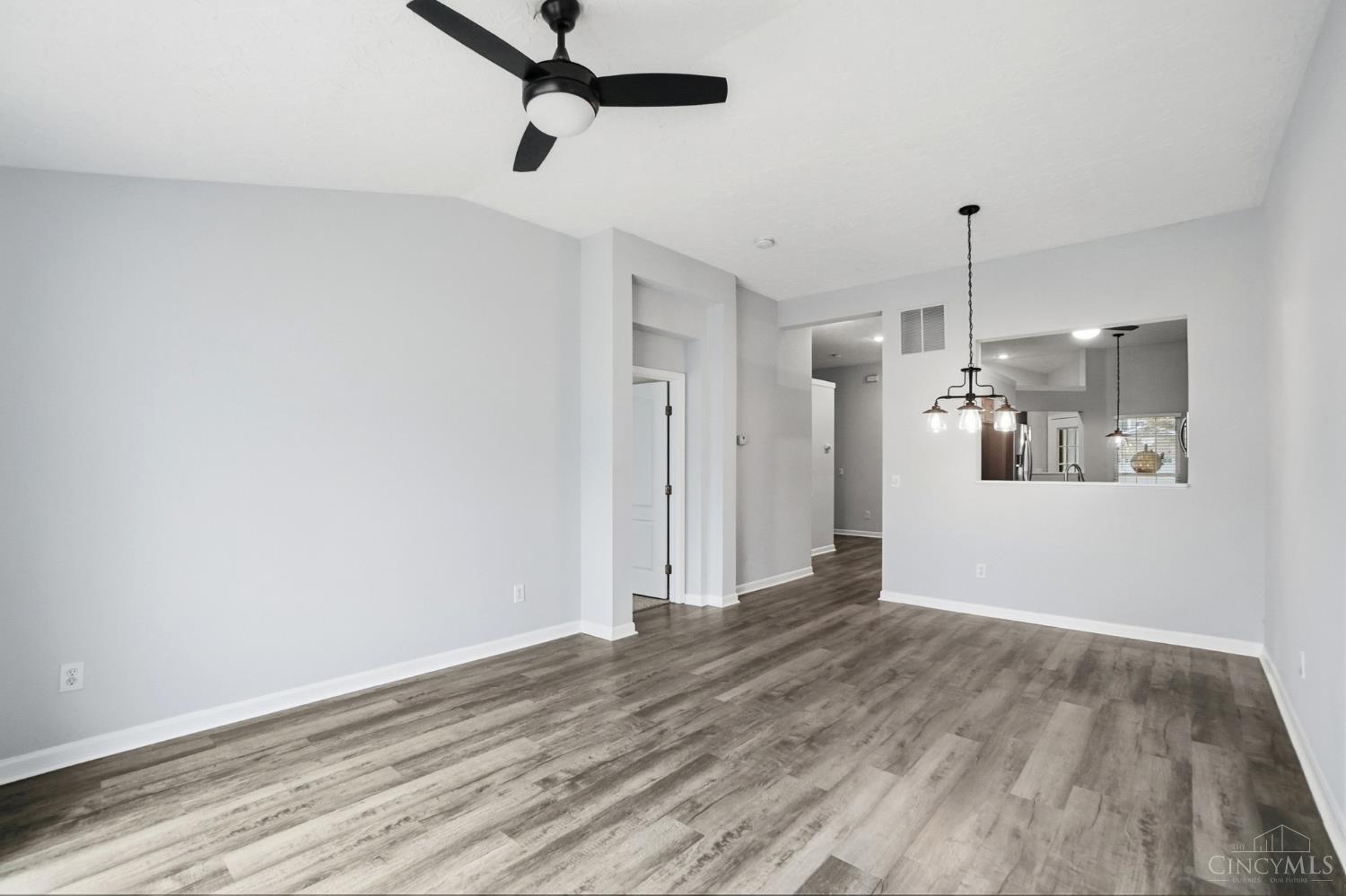 6765 Verde Ridge Drive Cincinnati, OH 45247 - Photo 20 of 57 Gallery Image 20
