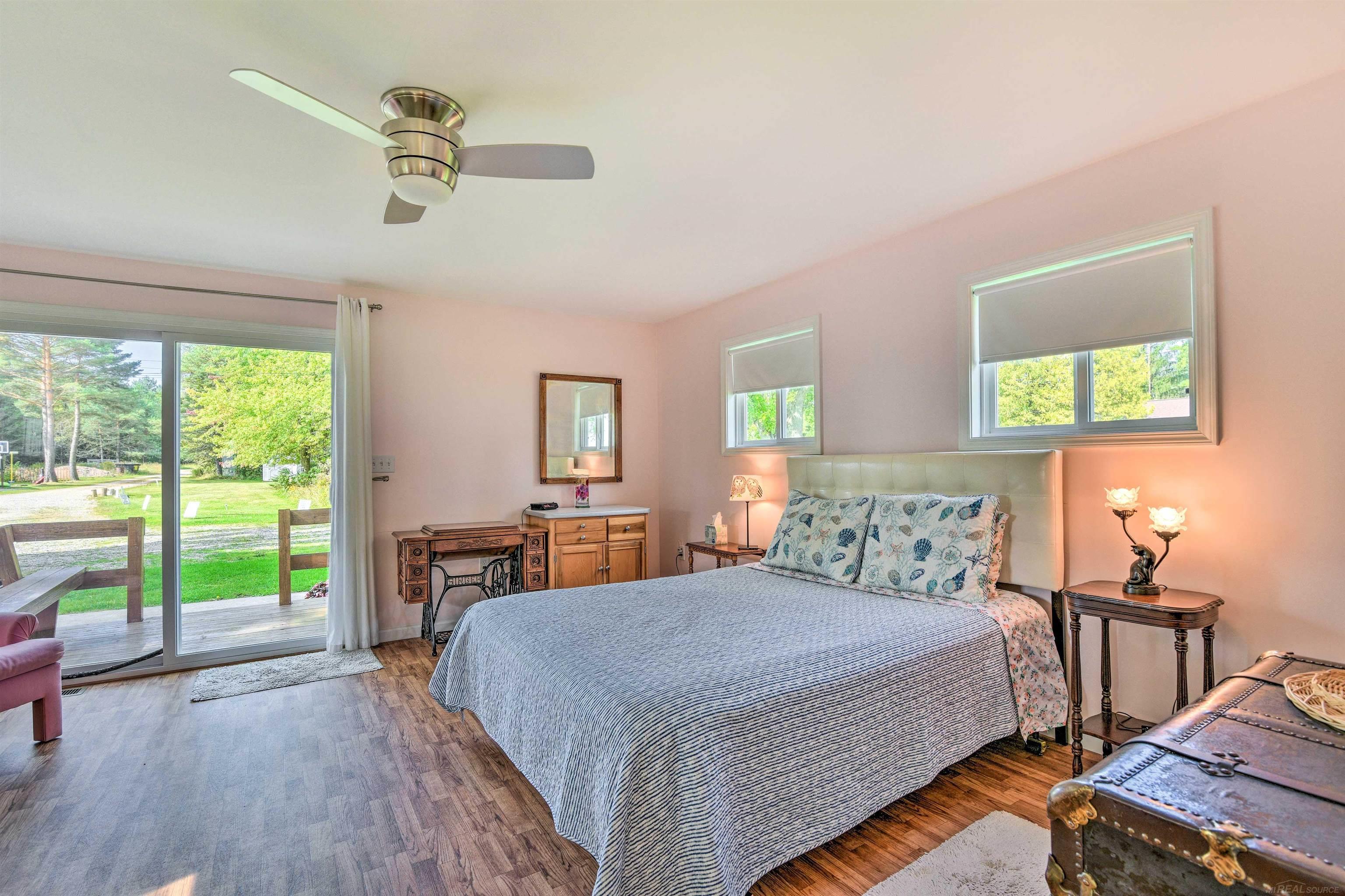 3699 Lakeshore Road Lexington, MI 48450 - Photo 7 of 46