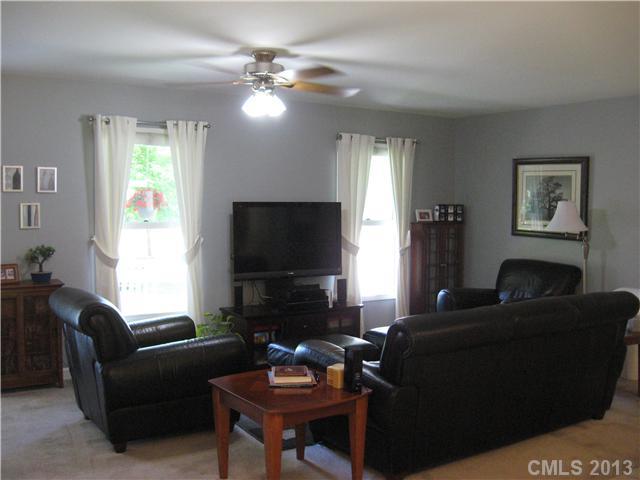 2232 Roberta Road Concord, NC 28027 - Photo 10 of 16 Gallery Image 10