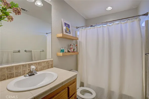 $725,000 | 117 Morro Road, Fallbrook, CA 92028