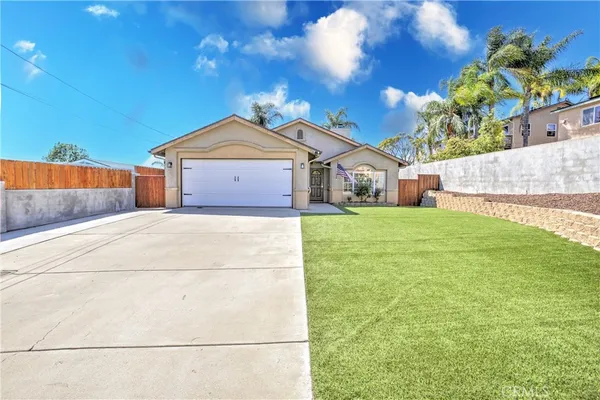 $725,000 | 117 Morro Road, Fallbrook, CA 92028