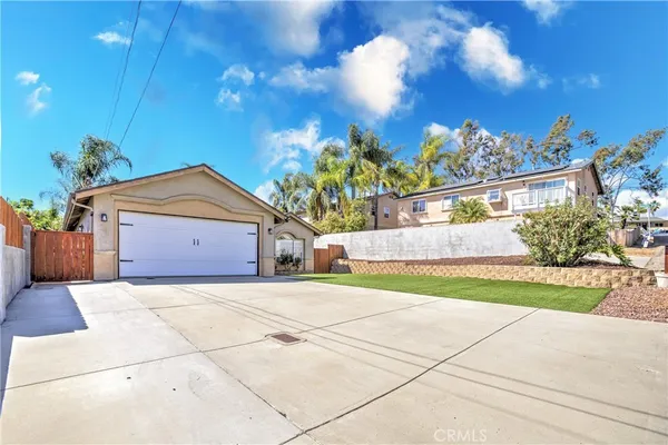 $725,000 | 117 Morro Road, Fallbrook, CA 92028
