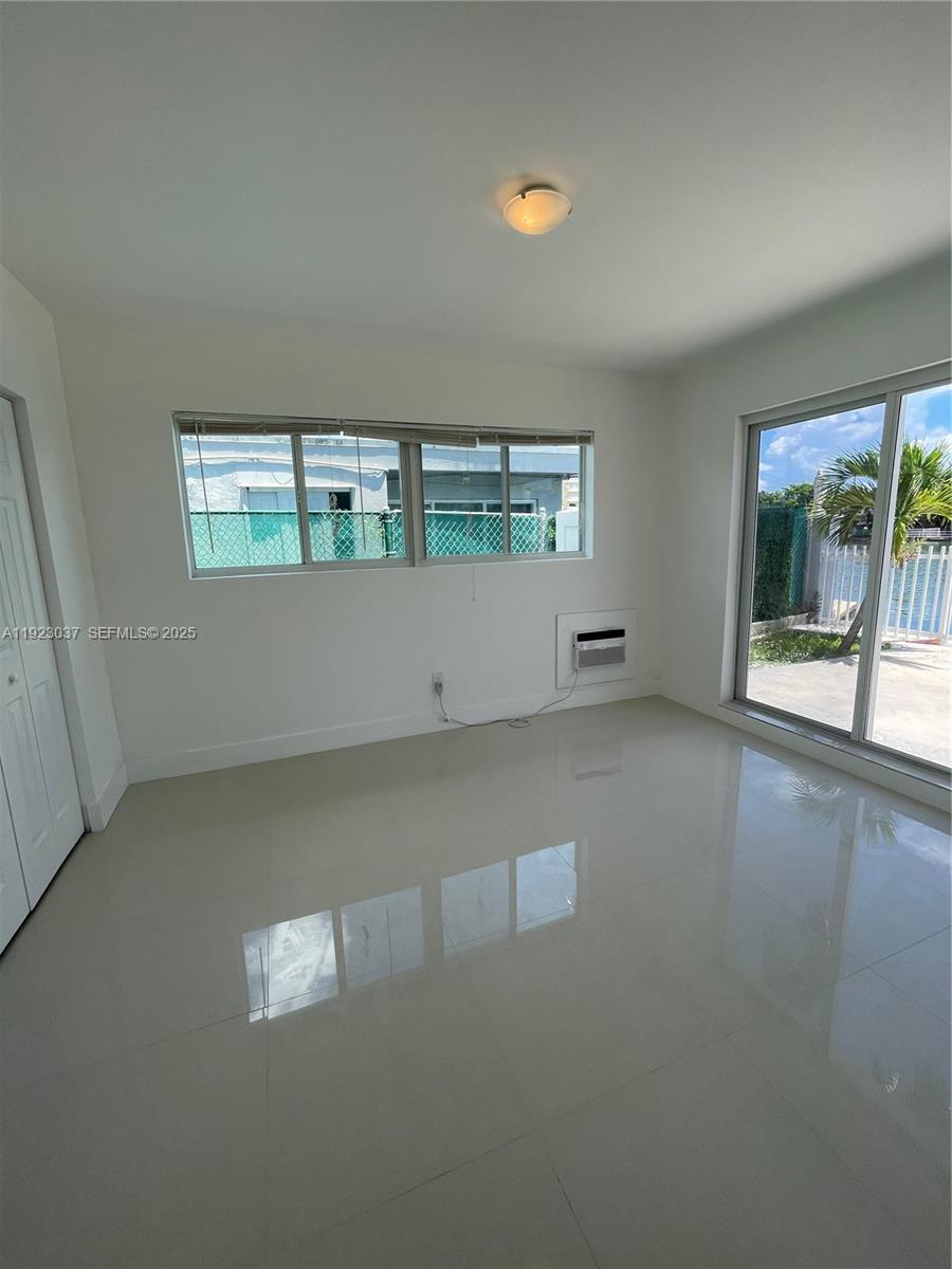 8215 Crespi Boulevard, Unit 4 Miami Beach, FL 33141 - Photo 12 of 34