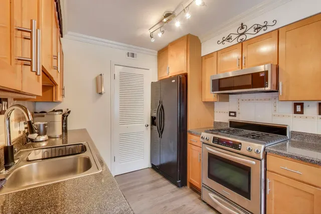 $749,000 | 3226 Sprucewood Road, Wilmette, IL 60091