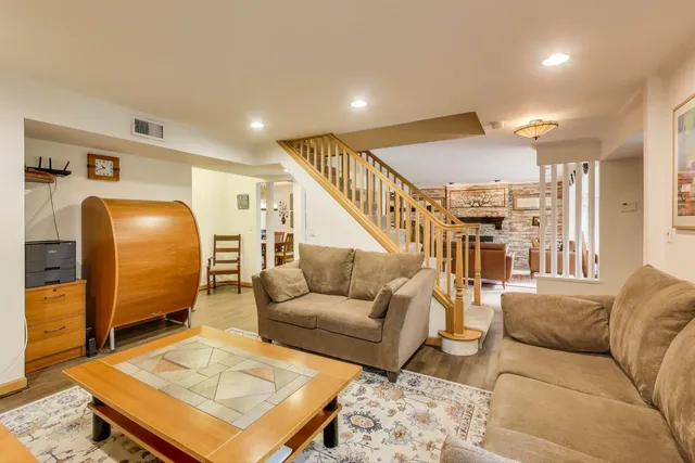 $749,000 | 3226 Sprucewood Road, Wilmette, IL 60091