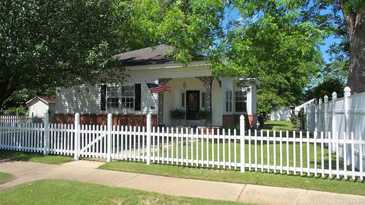 310 South Presley Street Atmore, AL 36502 - Photo 1 of 36