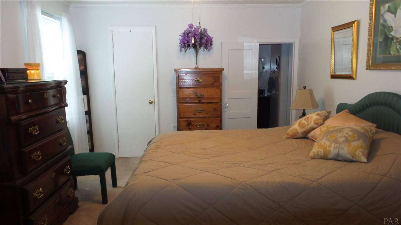 310 South Presley Street Atmore, AL 36502 - Photo 12 of 36