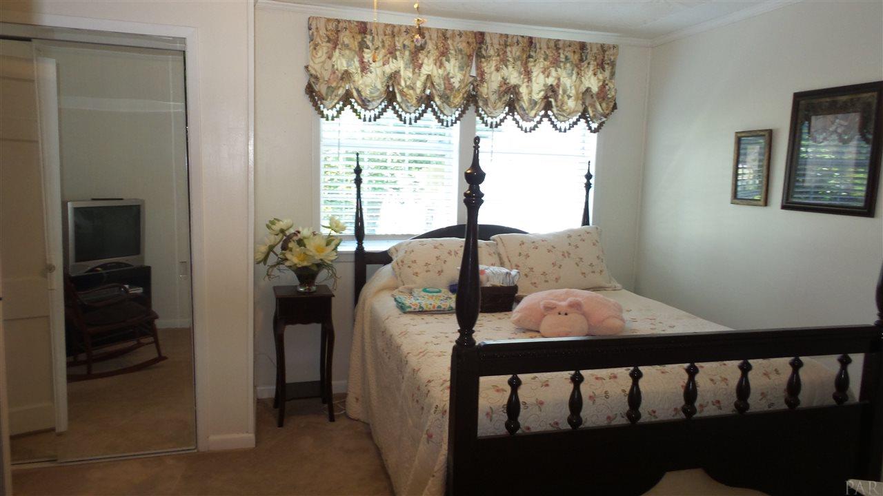 310 South Presley Street Atmore, AL 36502 - Photo 9 of 36