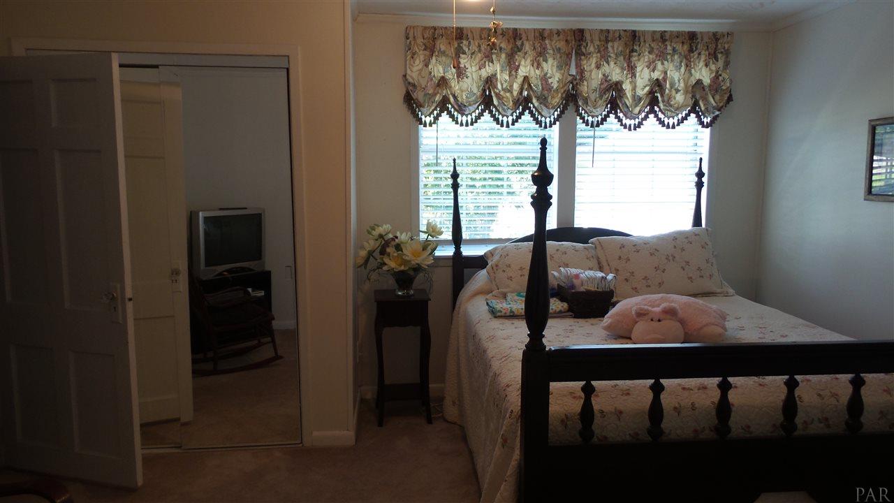 310 South Presley Street Atmore, AL 36502 - Photo 10 of 36