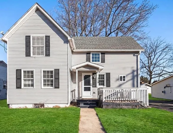 $219,000 | 315 North Avenue, Sycamore, IL 60178