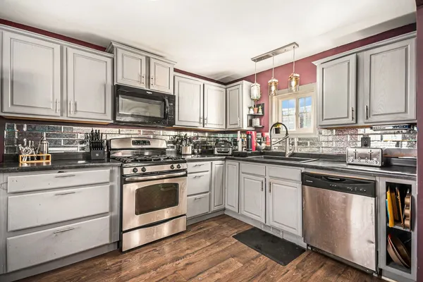 $219,000 | 315 North Avenue, Sycamore, IL 60178