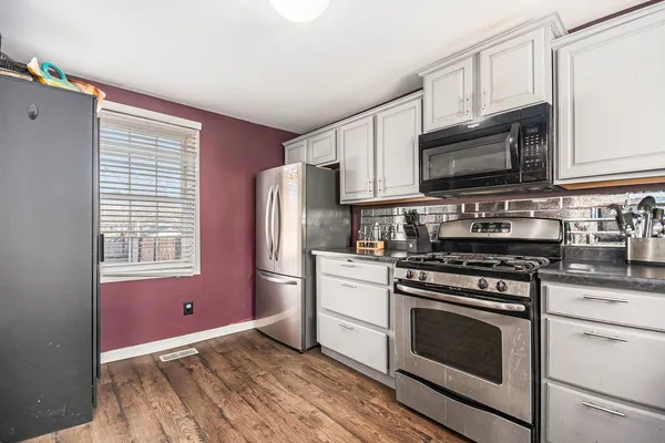 $219,000 | 315 North Avenue, Sycamore, IL 60178