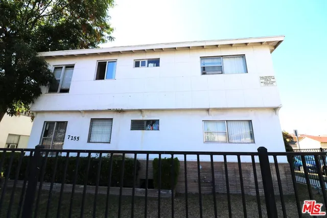 $1,700 | 7249 Bakman Avenue, Sun Valley, CA 91352