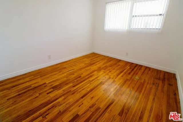 $1,700 | 7249 Bakman Avenue, Sun Valley, CA 91352