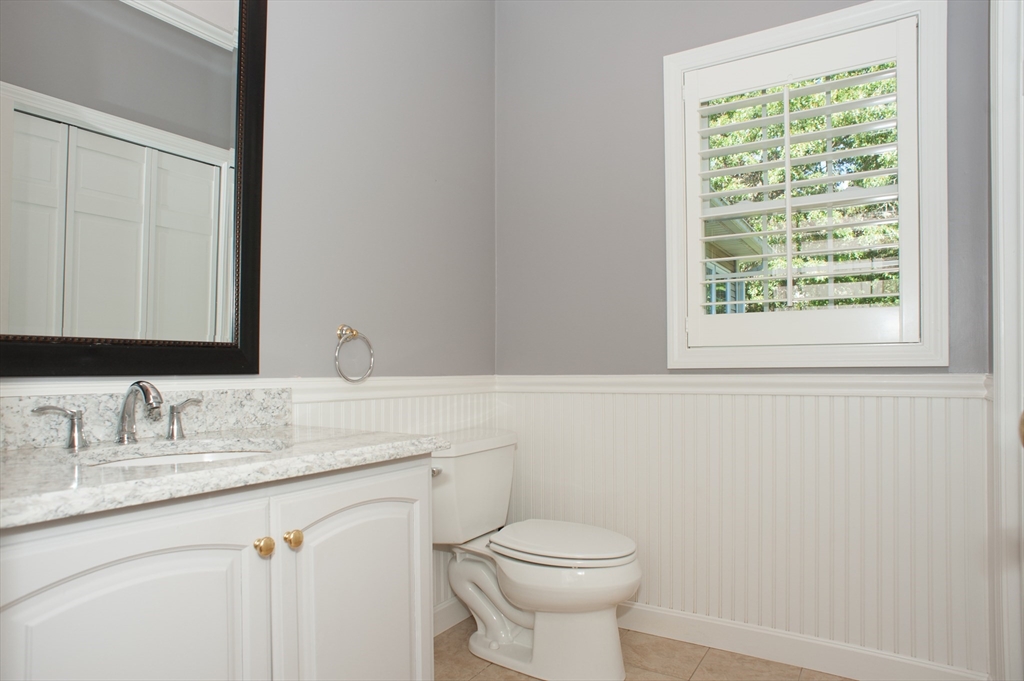 18 Boundary Stone Road Sutton, MA 01590 - Photo 16 of 30