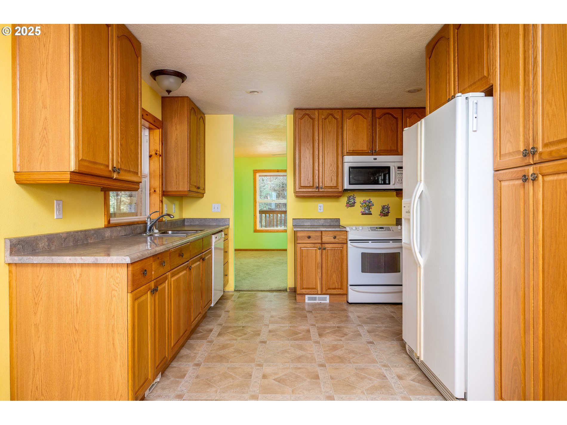 29380 Southeast Old Ranch Drive Estacada, OR 97023 - Photo 10 of 44