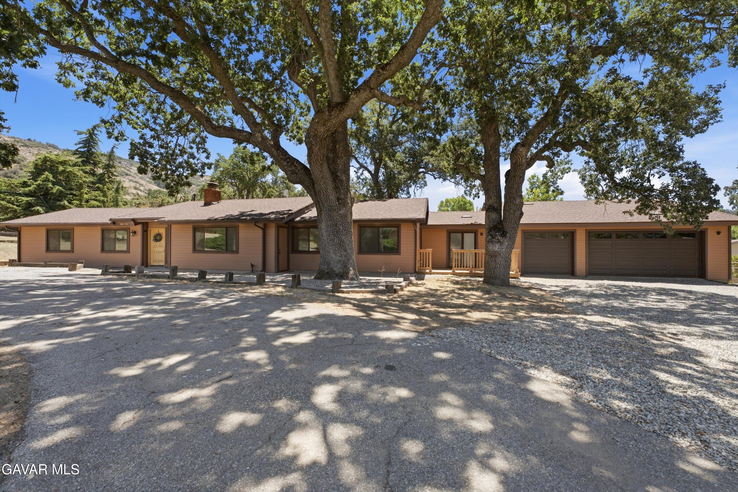 26720 Sutter Court Tehachapi, CA 93561 - Photo 3 of 36 03-JYP09590