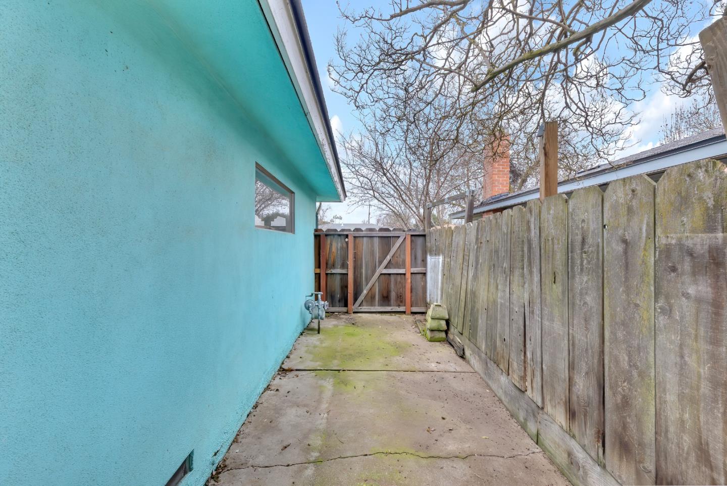 2777 Agnes Way Merced, CA 95340 - Photo 28 of 35