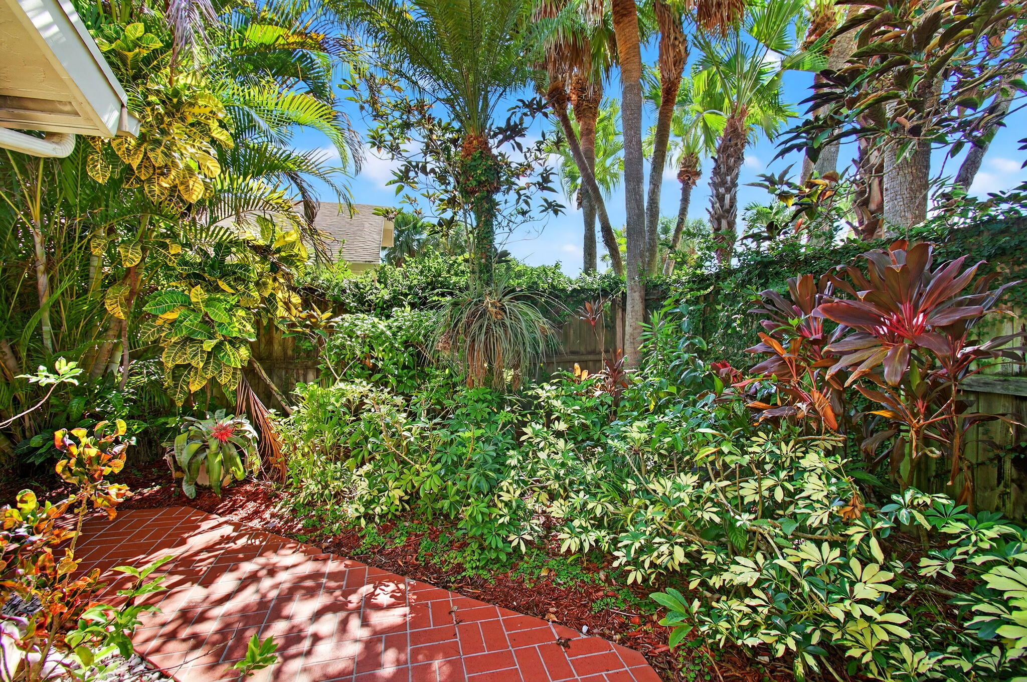 7745 Stanway Place Boca Raton, FL 33433 - Photo 6 of 90 6-web-or-mls-064_DSC_0695