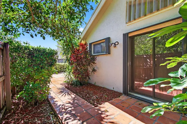 $4,500 | 7745 Stanway Place, Boca Raton, FL 33433