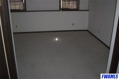 6721 Winchester Road Fort Wayne, IN 46819 - Photo 4 of 15