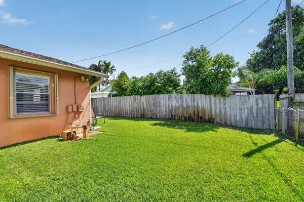 $420,000 | 3950 Aladdin Avenue, Boynton Beach, FL 33436