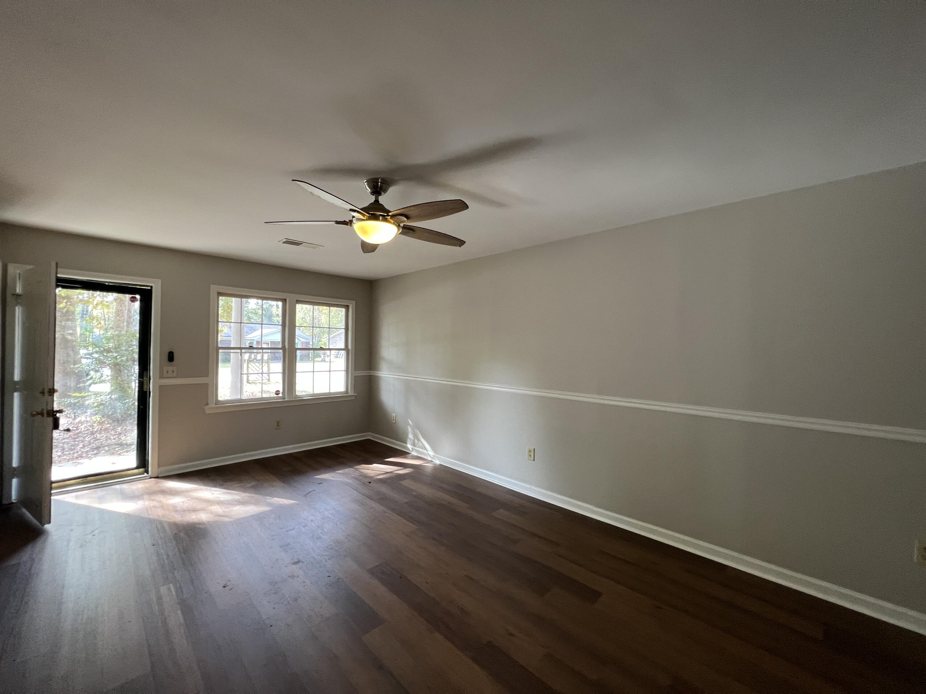 107 Wendy Way, Unit B Summerville, SC 29485 - Photo 2 of 8 IMG_0398