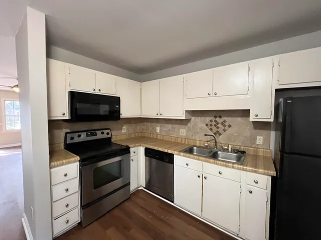 $1,400 | 107 Wendy Way, Unit B, Summerville, SC 29485